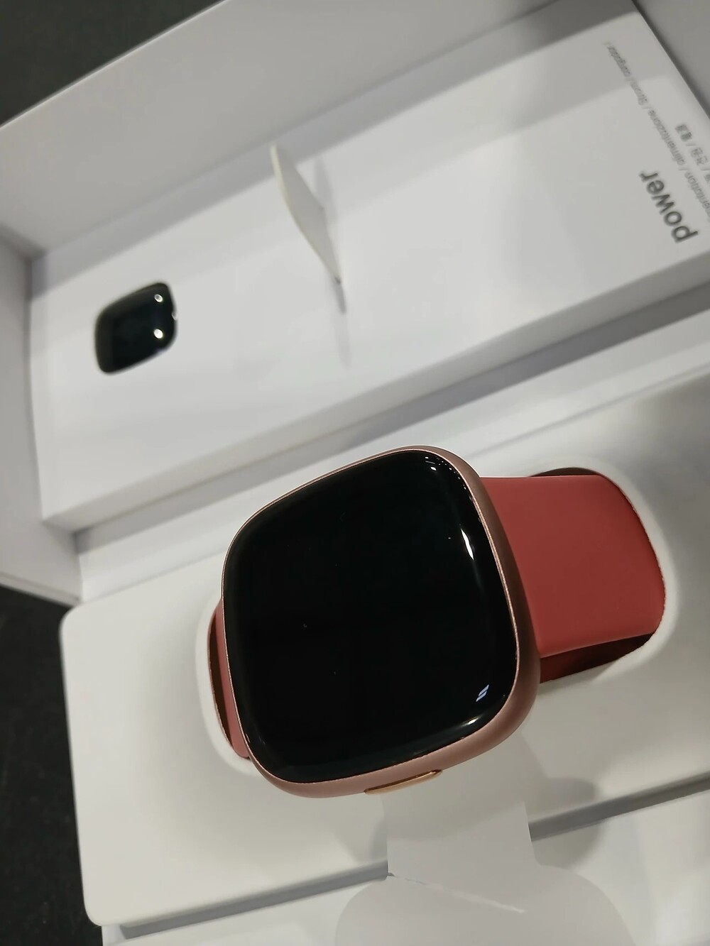 Fitbit Versa 4 Smartwatch Pink Sand Copper Rose Silicone Band